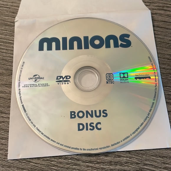 Minions / BUNDLE AND SAVE ON MOVIES - Picture 8 of 13